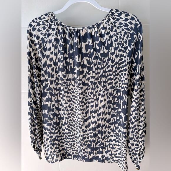 Tory Burch keyhole solo bird blouse size 4 - Picture 2 of 9